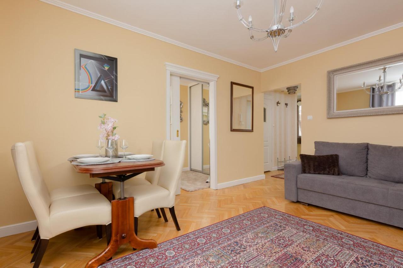Miodowa Apartment Krasinski Garden Warsaw By Noclegi Renters Exterior photo